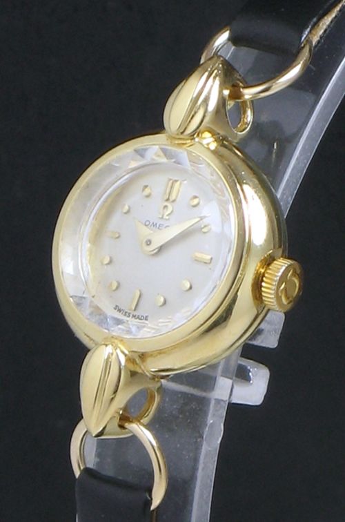 fig 2. LOVELY SOLID 18CT GOLD OMEGA LADIES COCKTAIL WATCH C1954