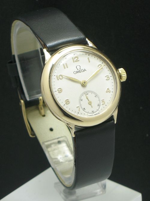 fig 1. WONDERFUL SOLID 9CT GOLD OMEGA CALIBRE 26.5 MENS VINTAGE WATCH C1944