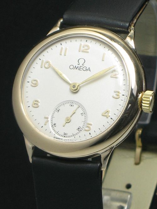 fig 2. WONDERFUL SOLID 9CT GOLD OMEGA CALIBRE 26.5 MENS VINTAGE WATCH C1944