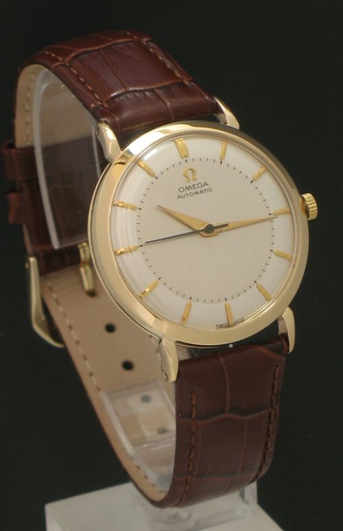fig 4. STUNNING SOLID 9CT GOLD OMEGA BUMPER AUTOMATIC MENS VINTAGE WATCH C1953