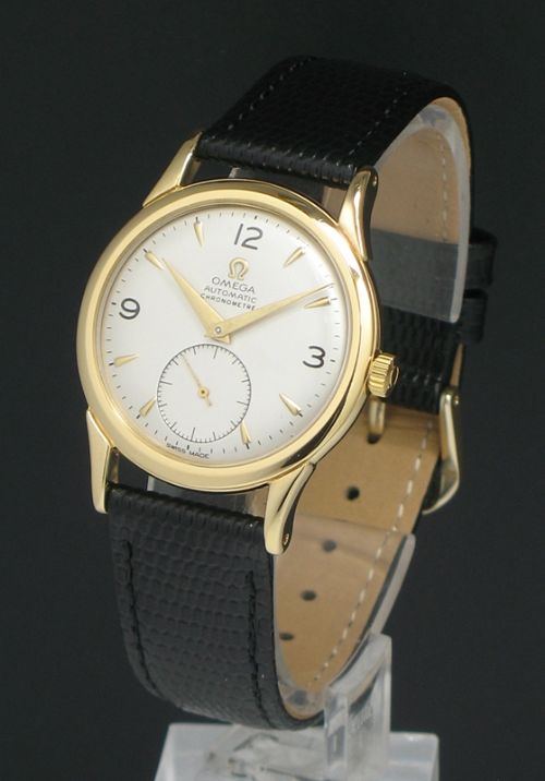 fig 3. INCREDIBLY RARE EARLY EDITION SOLID 18CT GOLD OMEGA AUTOMATIC CHRONOMETRE BUMPER MENS VINTAGE WATCH C1950