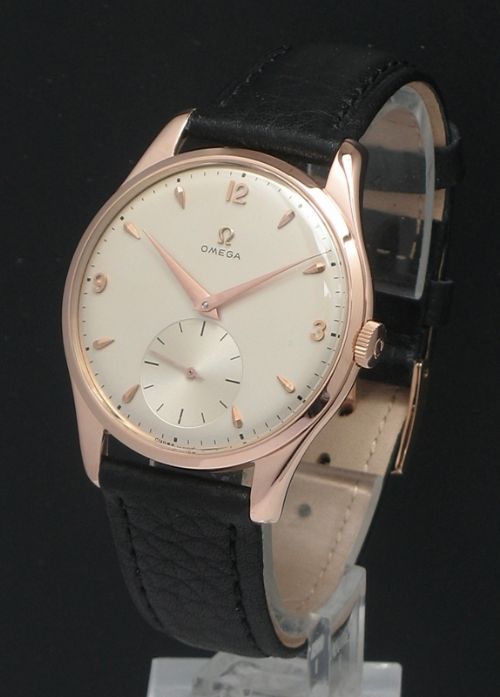 fig 1. RARE SOLID 18CT ROSE GOLD OMEGA TRESOR CAL 265 Ref 2620 OVERSIZE MENS WATCH C1949