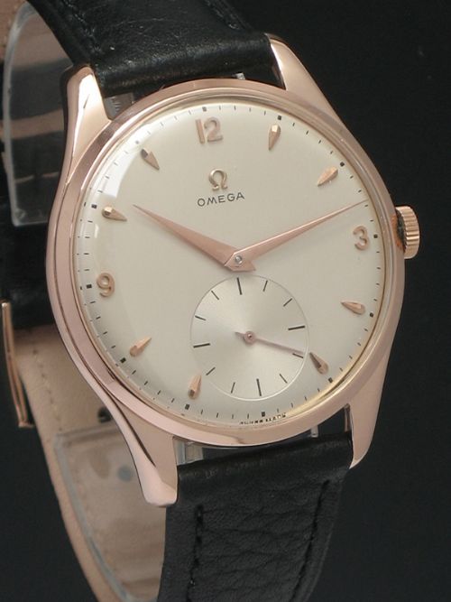 fig 3. RARE SOLID 18CT ROSE GOLD OMEGA TRESOR CAL 265 Ref 2620 OVERSIZE MENS WATCH C1949