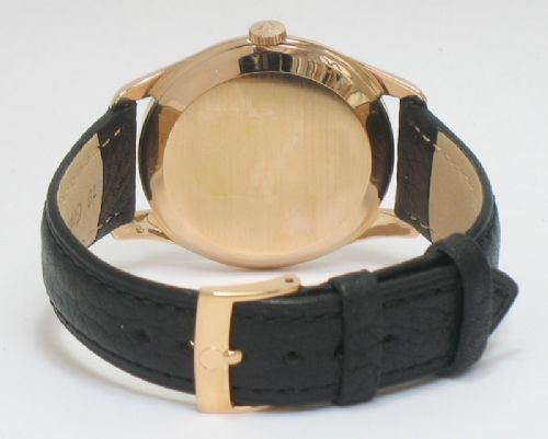 fig 4. RARE SOLID 18CT ROSE GOLD OMEGA TRESOR CAL 265 Ref 2620 OVERSIZE MENS WATCH C1949