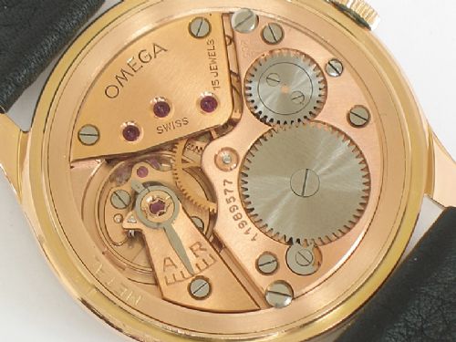 fig 7. RARE SOLID 18CT ROSE GOLD OMEGA TRESOR CAL 265 Ref 2620 OVERSIZE MENS WATCH C1949