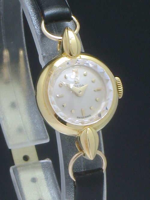 fig 5. LOVELY SOLID 18CT GOLD OMEGA LADIES COCKTAIL WATCH C1954