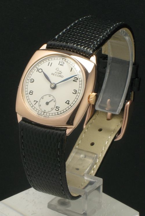 fig 1. WONDERFUL SOLID 9CT ROSE GOLD LONGINES RECORD WATCH WITH BOXC1947