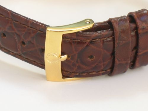 fig 3. WONDERFUL SOLID 18CT GOLD OMEGA AUTOMATIC BUMPER MENS VINTAGE WATC C1949