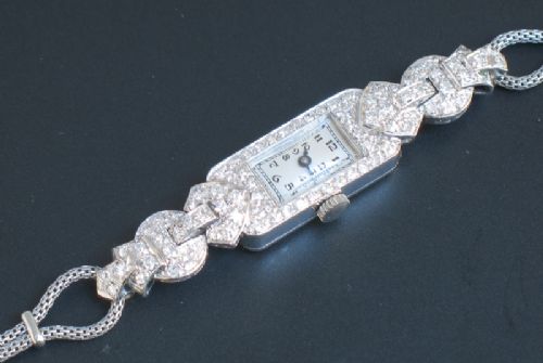 fig 3. BEAUTIFUL PLATINUM AND DIAMOND LADIES COCKTAIL WATCH C1930