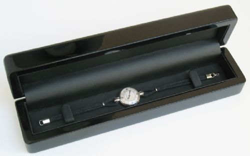 fig 6. RARE PLATINUM ART DECO LADIES COCKTAIL WATCH BY JAEGER-LECOULTRE C1948