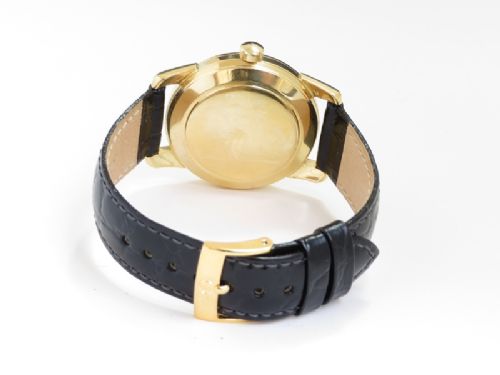 fig 4. SUPERB SOLID 18CT GOLD OMEGA SEAMASTER AUTOMATIC CALIBRE 501 MENS VINTAGE WATCH C1956