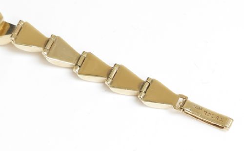fig 8. LOVELY SOLID 9CT GOLD ROLEX TUDOR LADIES COCKTAIL WATCH C1954-55