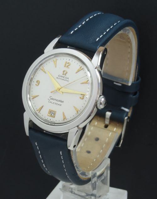 fig 4. RARE OMEGA SEAMASTER AUTOMATIC CALENDAR BUMPER MENS VINTAGE WATCH C1952
