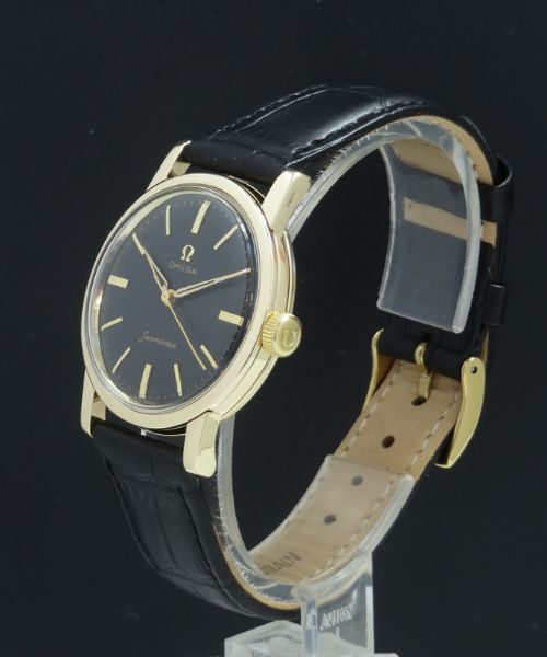 fig 1. OUTSTANDING SOLID 9CT GOLD OMEGA SEAMASTER MENS VINTAGE WATCH C1959