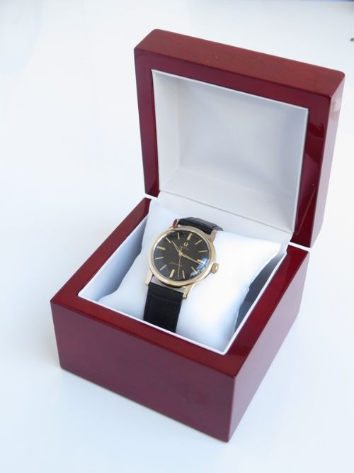 fig 7. OUTSTANDING SOLID 9CT GOLD OMEGA SEAMASTER MENS VINTAGE WATCH C1959