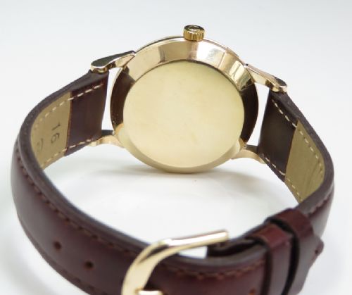 fig 4. SUPERB SOLID 9CT GOLD OMEGA AUTOMATIC BUMPER MENS VINTAGE WATCH C1948