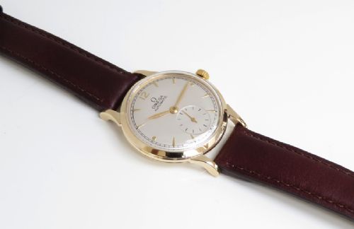 fig 5. SUPERB SOLID 9CT GOLD OMEGA AUTOMATIC BUMPER MENS VINTAGE WATCH C1948