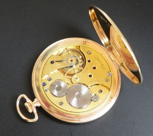 fig 4. SOLID 9CT GOLD OMEGA POCKET WATCH C1933-34 movement serial number 7930540, calibre 37.6L.15p.