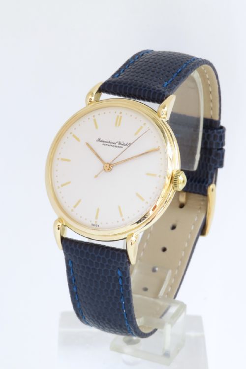 fig 3. STUNNING SOLID 18CT GOLD OVERSIZE INTERNATIONAL WATCH COMPANY (IWC) MENS VINTAGE WATCH C1948