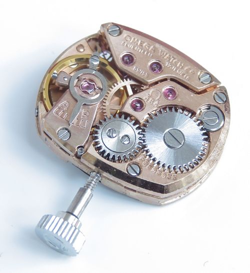 fig 3. STUNNING OMEGA PLATINUM AND DIAMOND LADIES ART DECO COCKTAIL WATCH C1950