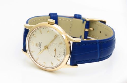 fig 4. SUPERB SOLID 9CT GOLD OMEGA AUTOMATIC BUMPER MENS VINTAGE WATCH C1949