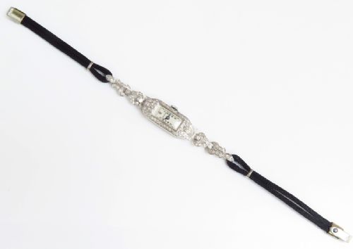 fig 3. LOVELY LONGINES PLATINUM AND DIAMOND ART DECO LADIES VINTAGE WATCH C1930