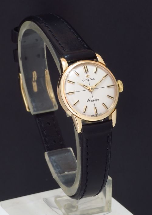 fig 2. WONDERFUL SOLID 9CT GOLD OMEGA GENEVE LADIES VINTAGE WATCH C1960