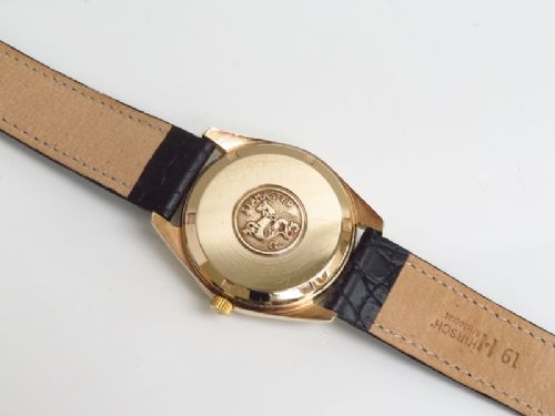 fig 4. WONDERFUL SOLID 9CT GOLD OMEGA SEAMASTER AUTOMATIC DAY DATE OVERSIZE MENS VINTAGE WATCH C1968