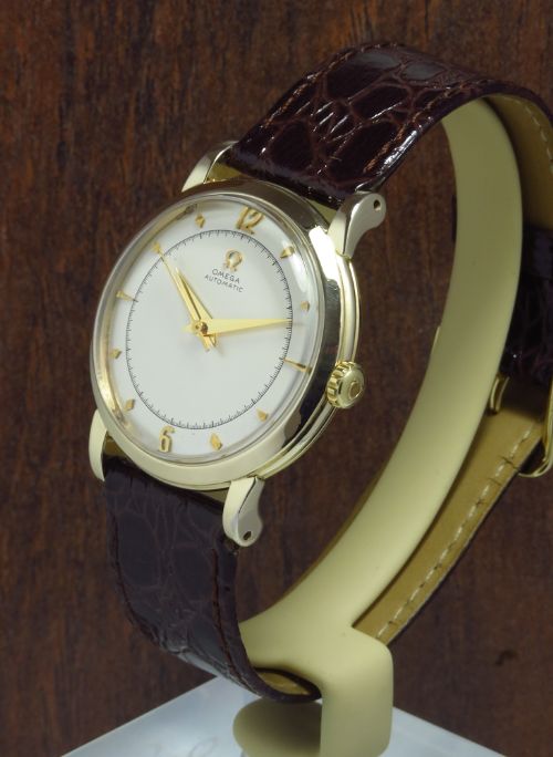 fig 1. GOLD FILLED OMEGA BUMPER AUTOMATIC CALIBRE 354 MENS VINTAGE WATCH C1951-52