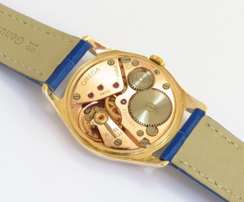 fig 4. WONDERFUL SOLID 9CT GOLD OMEGA CALIBRE 268 MENS VINTAGE WATCH C1963