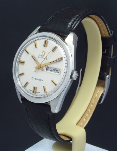 fig 1. SUPERB OMEGA SEAMASTER DAYDATE CALIBRE 752 MENS VINTAGE WATCH C1968