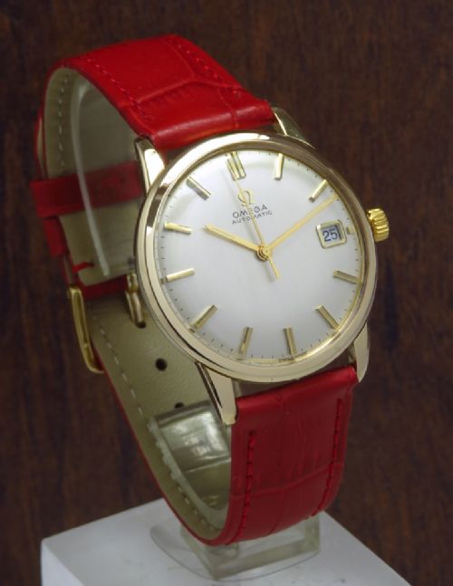 fig 2. SOLID 9CT GOLD OMEGA AUTOMATIC CALIBRE 565 MENS VINTAGE WATCH C1967