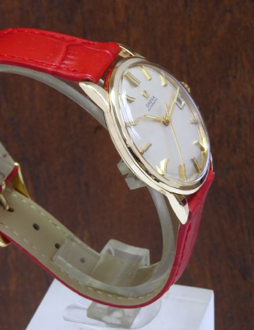 fig 3. SOLID 9CT GOLD OMEGA AUTOMATIC CALIBRE 565 MENS VINTAGE WATCH C1967