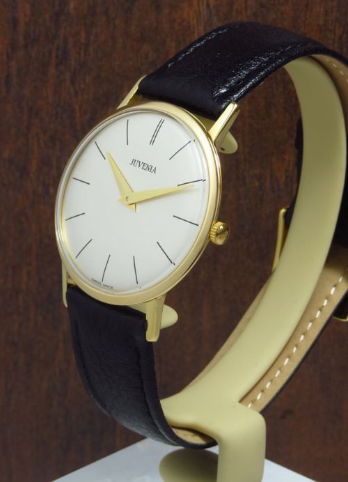 fig 1. STUNNING SOLID 18CT 18K GOLD JUVENIA ULTRA SLIM DRESS WATCH C1963