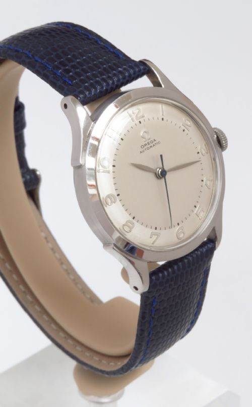 fig 1. OMEGA AUTOMATIC BUMPER VINTAGE WATCH c1949. Calibre 351, Serial number 11571802.