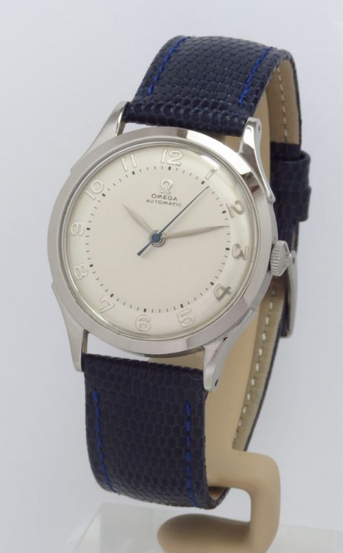 fig 3. OMEGA AUTOMATIC BUMPER VINTAGE WATCH c1949. Calibre 351, Serial number 11571802.