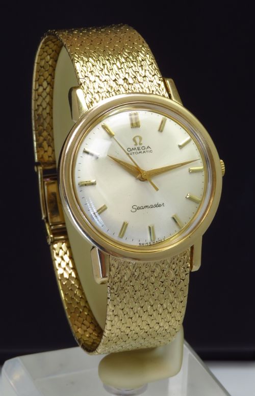 fig 3. ORIGNAL SOLID 9CT GOLD OMEGA SEAMASTER AUTOMATIC CALIBRE 552 MENS VINTAGE WATCH WITH BOX AND PAPERWORK C1966