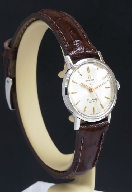fig 2. SUPERB ORIGINAL OMEGA SEAMASTER DE VILLE LADIES WATCH C1965