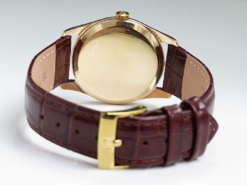 fig 4. SOLID 9CT GOLD OMEGA CALIBRE 267 WITH BOX AND PAPERS C1960-61