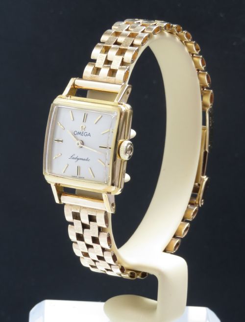 Very Rare Solid 18ct Omega Ladymatic Ladies Cocktail Watch with Box and Paperwork C1964