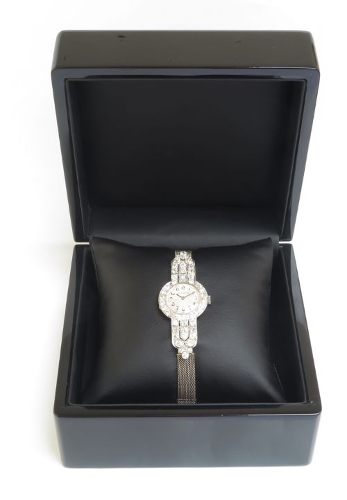 fig 9. INCREDIBLE LONGINES PLATINUM AND 5CTS OF DIAMONDS ART DECO LADIES COCKTAIL WATCH RETAILED BY HARRODS OF LONDON C1940