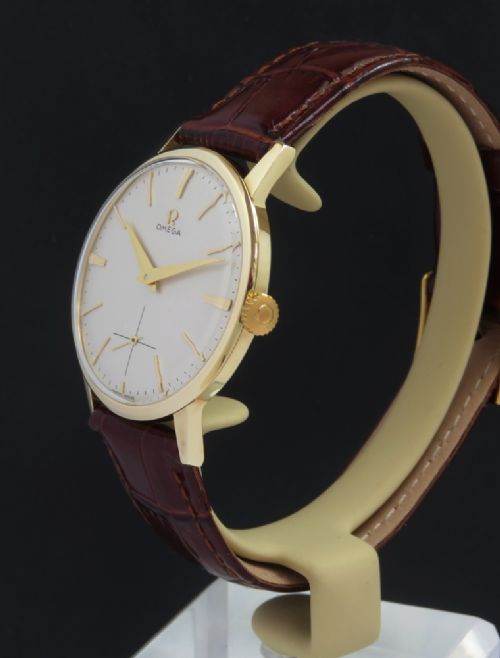 fig 3. SOLID 14CT 14K GOLD OMEGA CALIBRE 268 MENS VINTAGE WATCH C1960