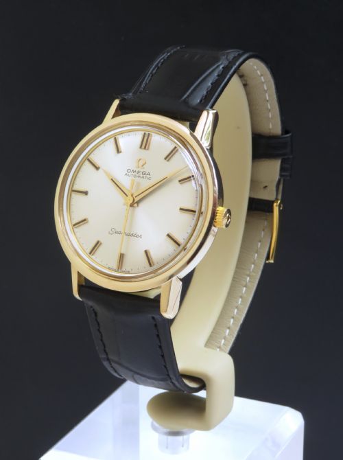 Wonderful Mint Original Condition Solid 9ct Gold Omega Seamaster Automatic Mens Vintage Watch C1963