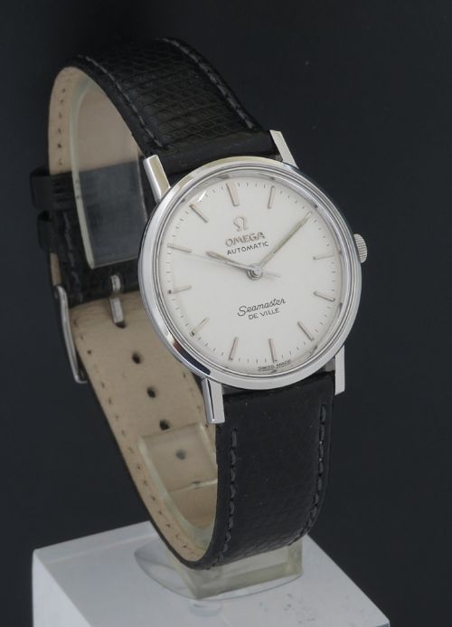 fig 2. RARE OMEGA SEAMASTER DE VILLE AUTOMATIC MIDSIZE VINTAGE WATCH C1962