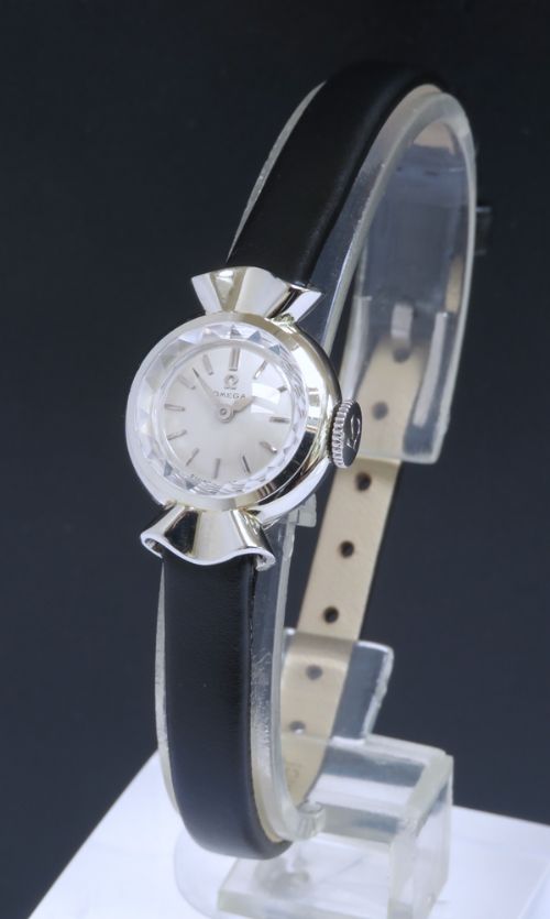 fig 3. BEAUTIFUL SOLID 18CT 18K WHITE GOLD OMEGA LADIES COCKTAIL WATCH C1955