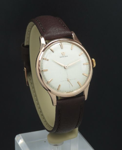 fig 2. MINT CONDITION SOLID 18CT 18K ROSE GOLD OMEGA CALIBRE 267 MENS VINTAGE WATCH C1960