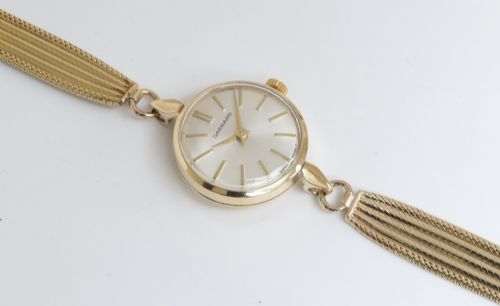 fig 7. VERY PRETTY SOLID 9CT GOLD LADIES VINTAGE WATCH BY GARRARD THE CROWN JEWELLERS C1968