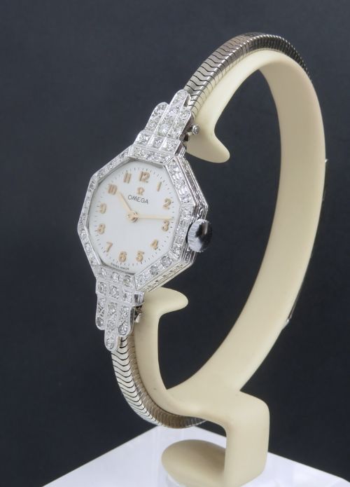 fig 1. BEAUTIFUL SOLID 18CT 18K WHITE GOLD AND DIAMOND OMEGA ART DECO LADIES COCKTAIL WATCH C1926