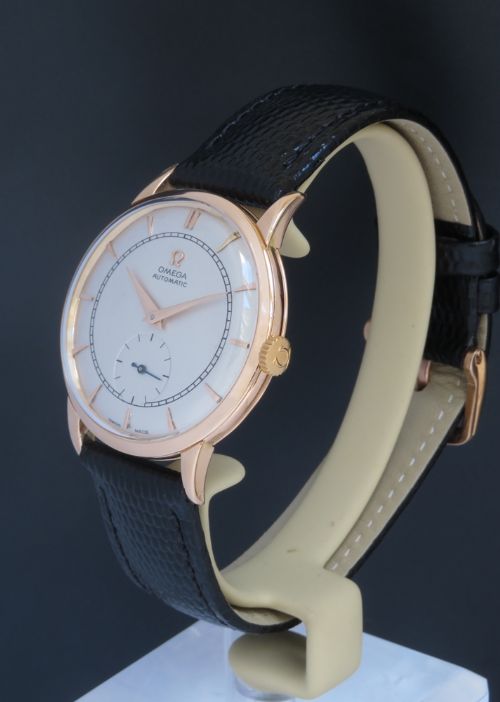 fig 2. STUNNING SOLID 18CT 18K ROSE GOLD OMEGA AUTOMATIC BUMPER MENS VINTAGE WATCH C1949