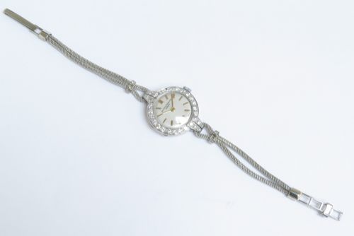fig 7. BEAUTIFUL PLATINUM AND DIAMOND BAUME AND MERCIER LADIES COCKTAIL WATCH C1950